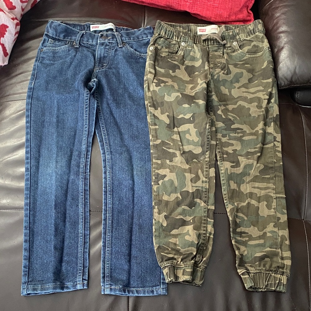 Levi's Kids Denim Blue Jeans and Camo Joggers